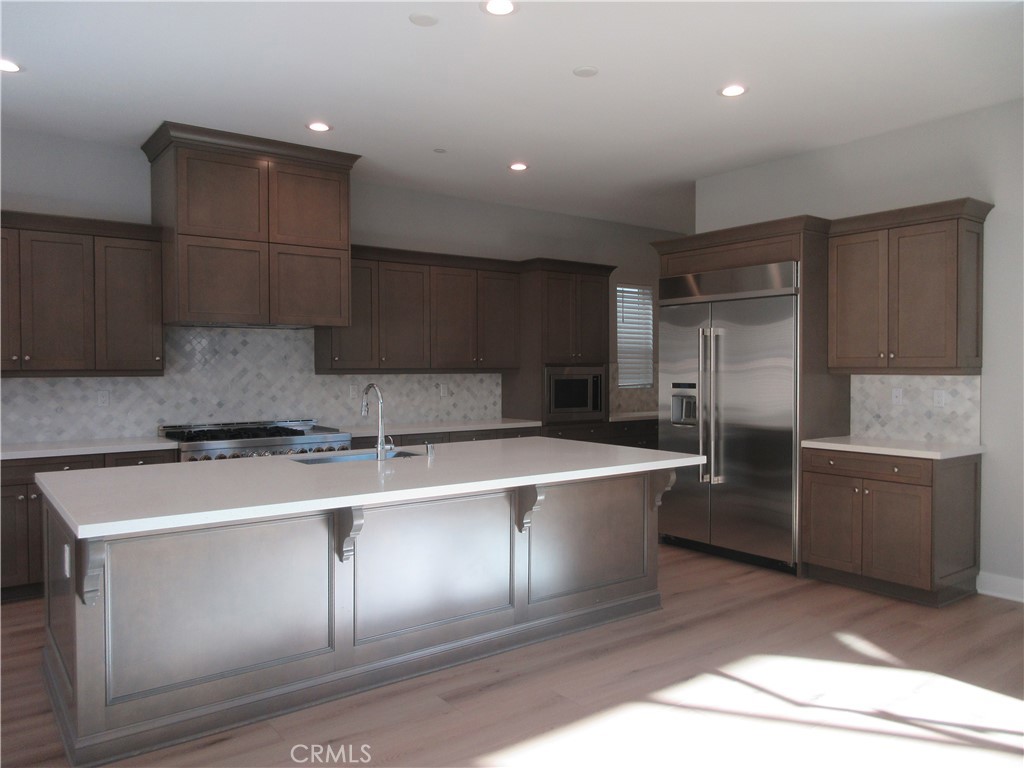 20601 W Hummingbird Court