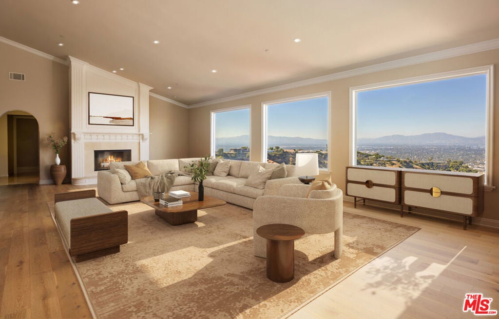 14655 Mulholland Drive