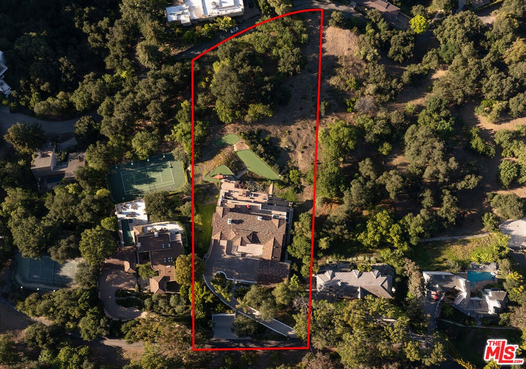 14655 Mulholland Drive