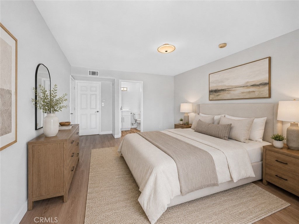 433 S Manhattan Pl 206