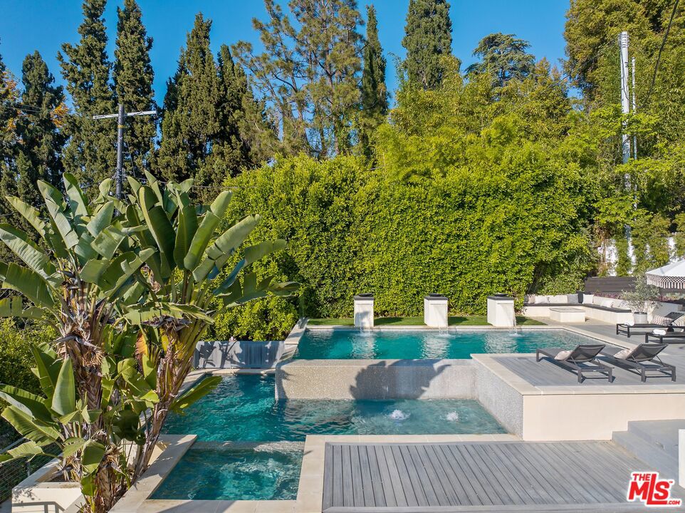 3768 Berry Drive
