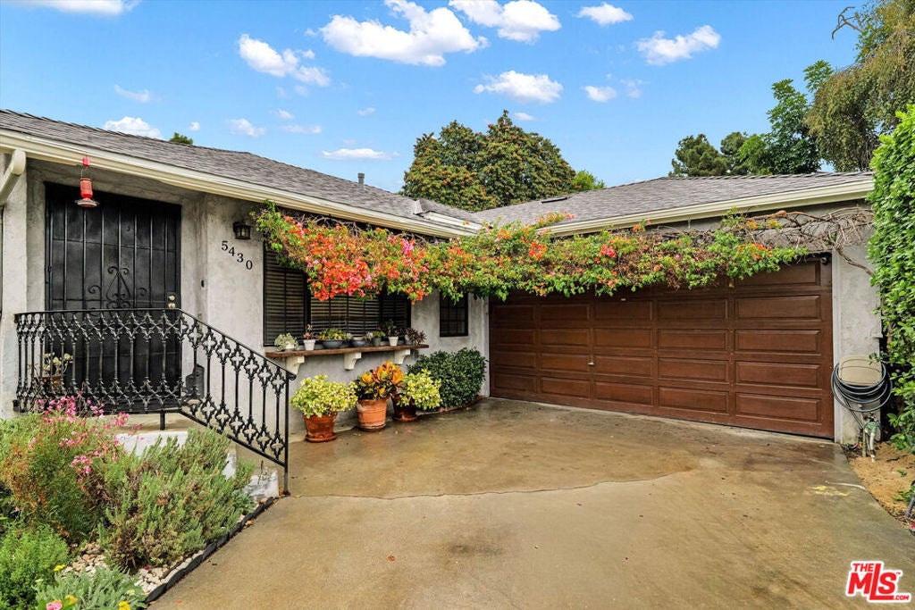 5430 Selmaraine Drive