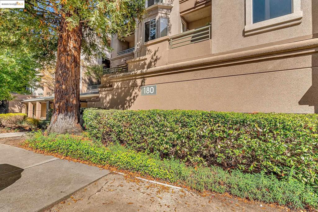 CLAREMILLS - Residential Lease