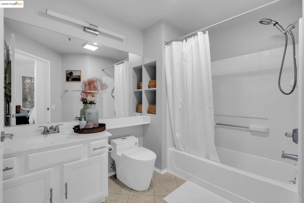 CLAREMILLS - Residential Lease