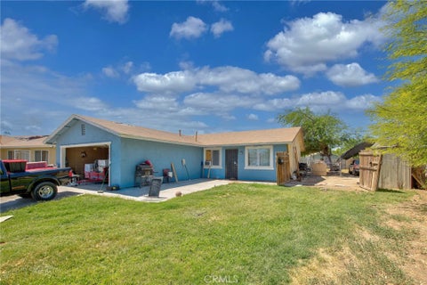 Photo of 562 Sundance Ln LN, Westmorland, CA 92281 (MLS # CV26148396)