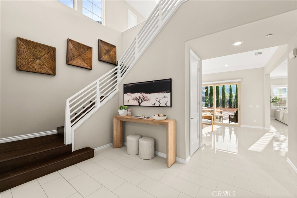 2413 Sierra Bella Drive