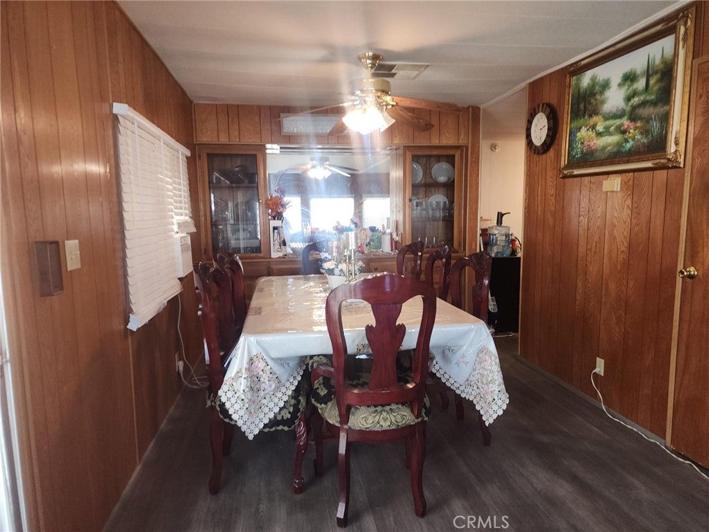 881 N Lake Street 220