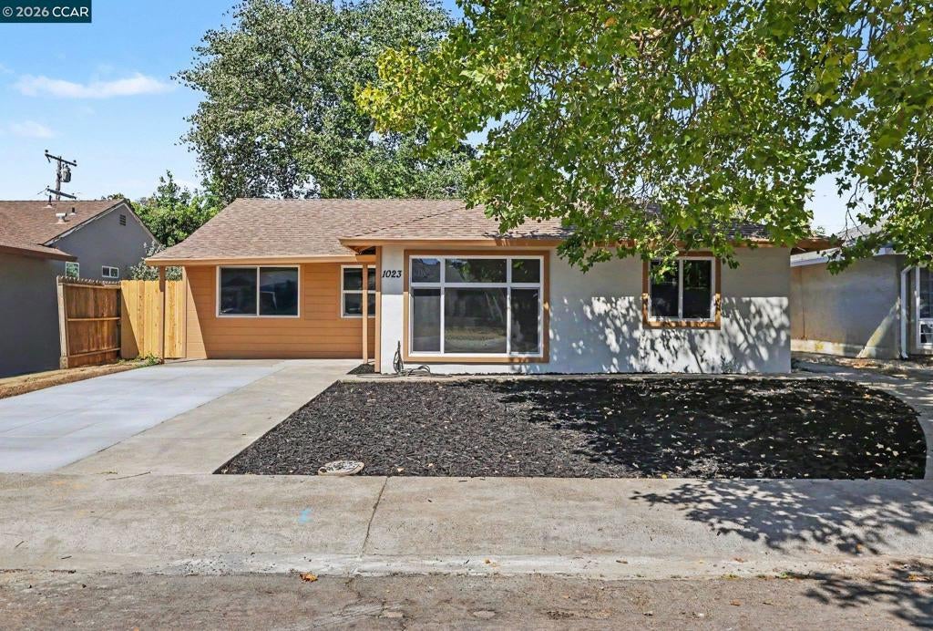 1023 Caldwell Ave