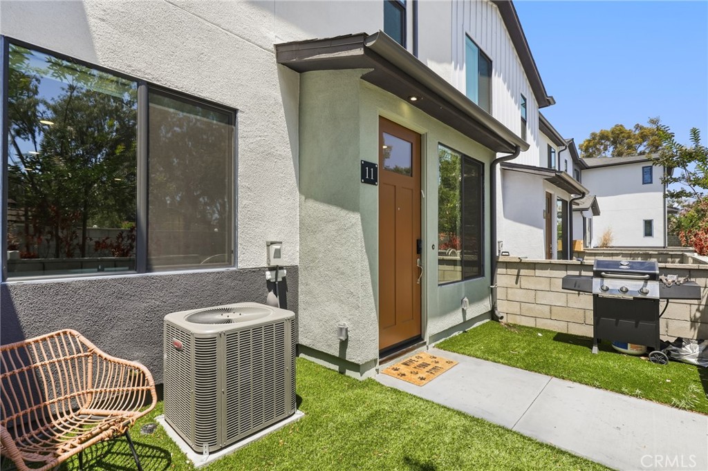 2771 W Pepper Tree Drive 11