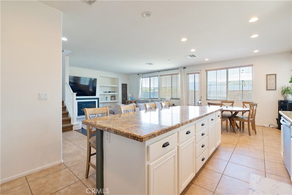 45776 Klamath Court