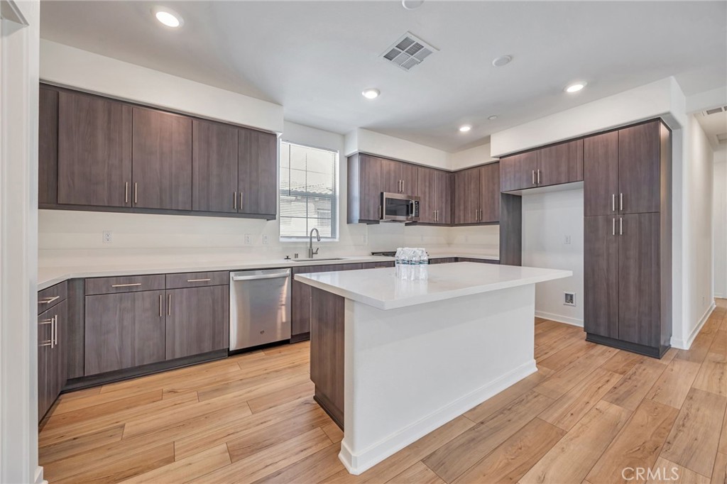8227 Traveller Street