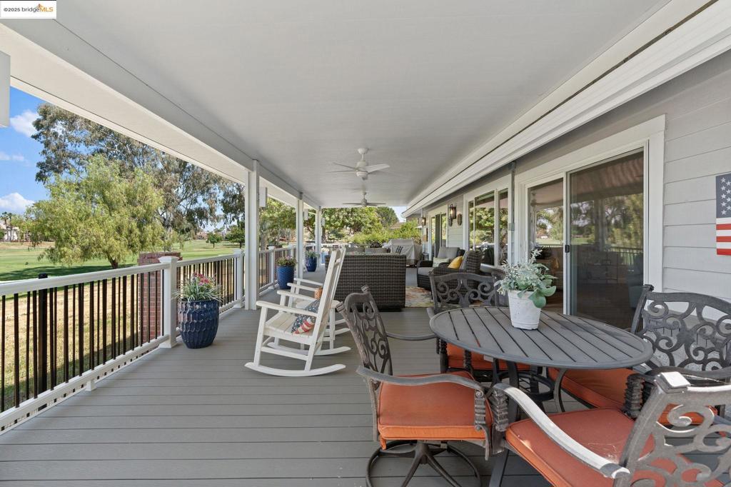 DISCOVERY BAY COUNTRY CLUB - Residential