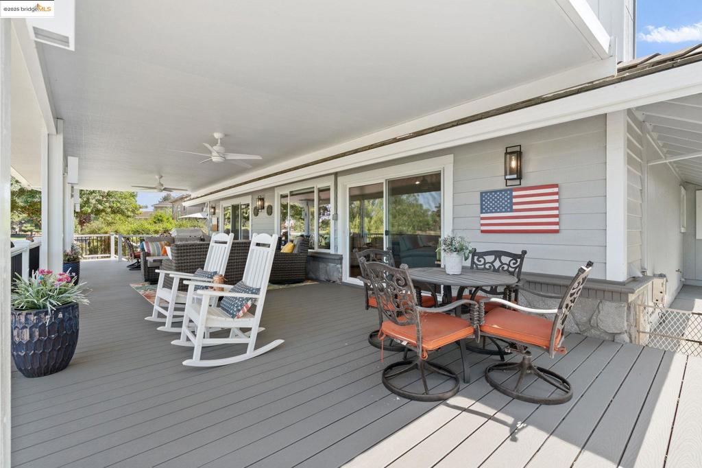 DISCOVERY BAY COUNTRY CLUB - Residential