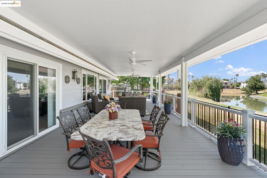 DISCOVERY BAY COUNTRY CLUB - Residential