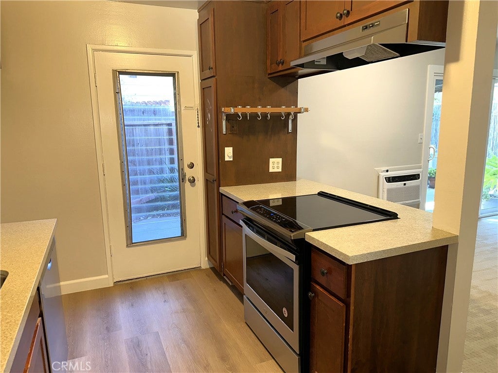 1162 N Shattuck