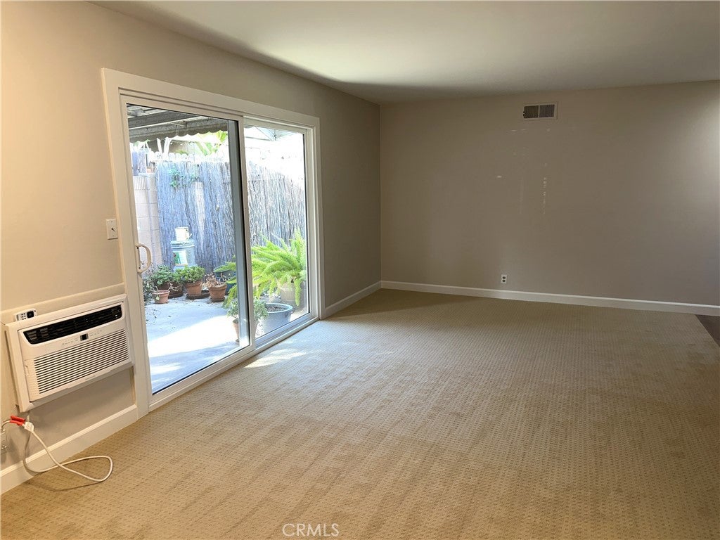 1162 N Shattuck