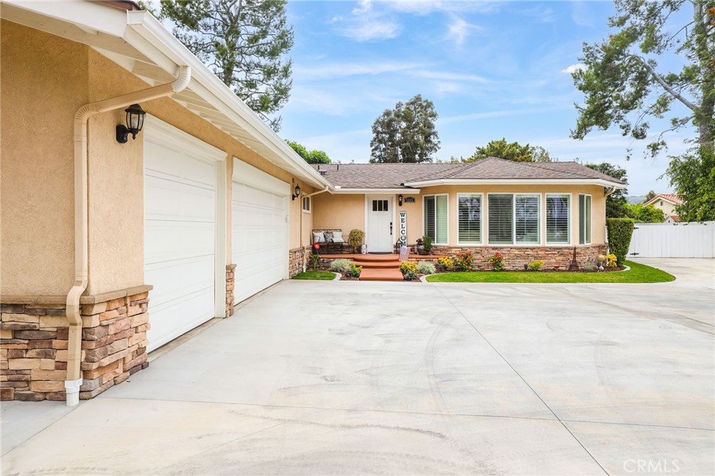 5225 Tedford Way