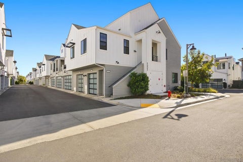 Photo of 1602 San Remo Place #201, Encinitas, CA 92024 (MLS # 260022950SD)