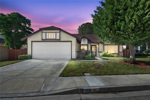 Photo of 1721 Viridan Avenue, Lancaster, CA 93534 (MLS # WS26016494)