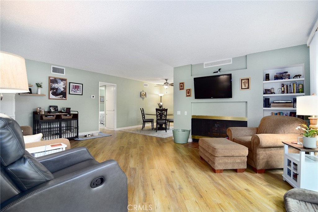 31584 Agoura, Unit #6 Road 6