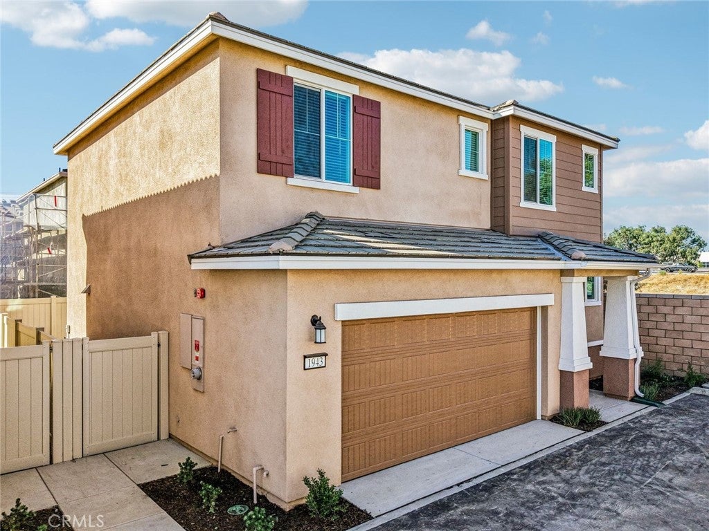 1943 Limetta Lane