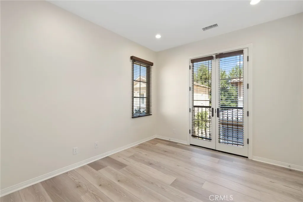 Irvine, California 92618, United States, 3 Bedrooms Bedrooms, ,3 BathroomsBathrooms,Residential,Active,200914