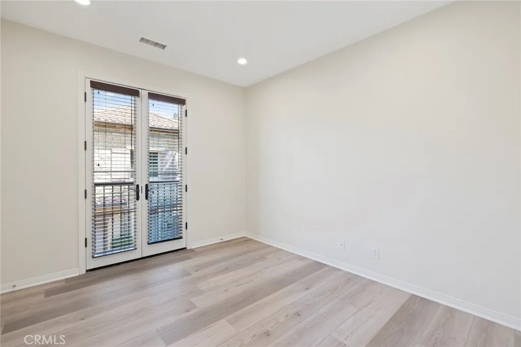 Irvine, California 92618, United States, 3 Bedrooms Bedrooms, ,3 BathroomsBathrooms,Residential,Active,200914