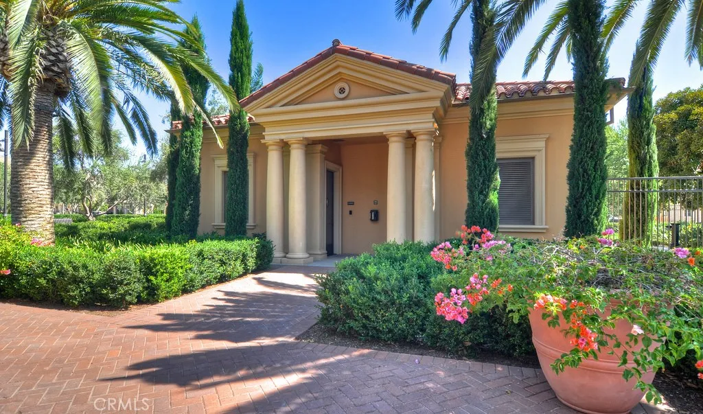 Irvine, California 92618, United States, 3 Bedrooms Bedrooms, ,3 BathroomsBathrooms,Residential,Active,200914