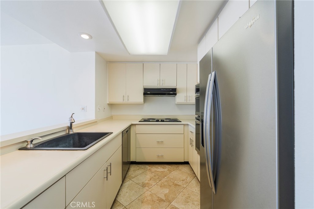 Alamitos Beach (AB) - Residential Lease