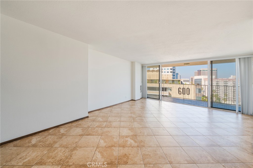 Alamitos Beach (AB) - Residential Lease