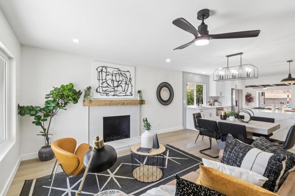2415 Bali Cove