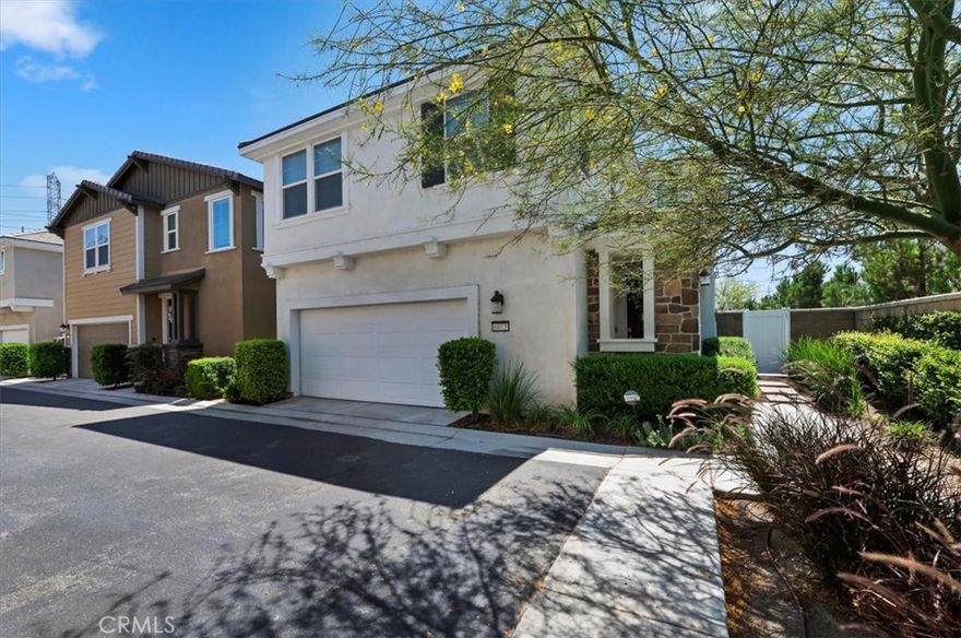 Welcome to 6073 Sendero! As you step inside, you are greeted by an open and inviting floor plan that effortlessly blends style and functionality. The entire home was just FRESHLY PAINTED THROUGHOUT! The spacious living area has convenient laminate flooring, and flows seamlessly into the dining space and kitchen. The kitchen is the heart of the home, offering contemporary finishes, ample cabinetry, granite counters, and large center island, making it the perfect spot to gather with family and friends. Upstairs you will find three well-appointed bedrooms, including an oversized primary suite designed for comfort and relaxation. The attached ensuite features a soaking tub, stand alone shower, dual sinks, and a large walk-in closet, providing both convenience and style. The secondary bedrooms are also comfortably sized, with lots of space and natural light. Located in the desirable community of Sendero in Eastvale, offering community pool, spa, outdoor living space with fireplace, recreation room, parks and so much more! Situated near award-winning schools, parks, shopping, dining, and freeway access! Don’t miss the opportunity to make this home yours!