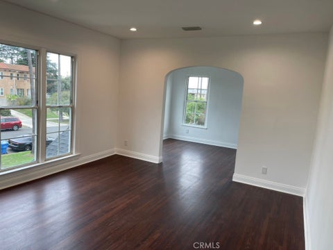 Photo of 4467 Victoria Park #4467, Los Angeles, CA 90019 (MLS # SR26173931)