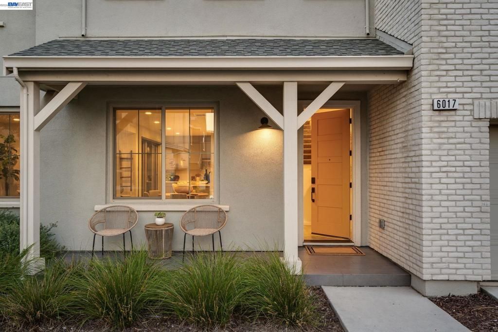 Photo of 6017 Basaltina Pl Pl, Dublin, CA 94568 (MLS # 41130251)