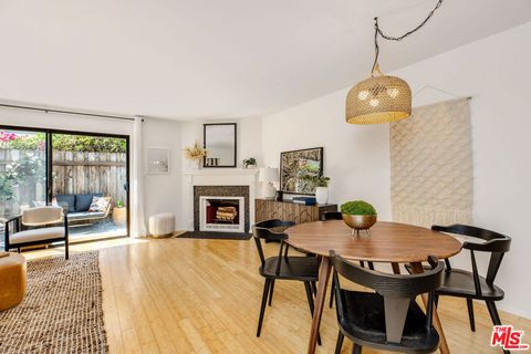 Photo of 2337 Oak Street #4, Santa Monica, CA 90405 (MLS # 26827079)