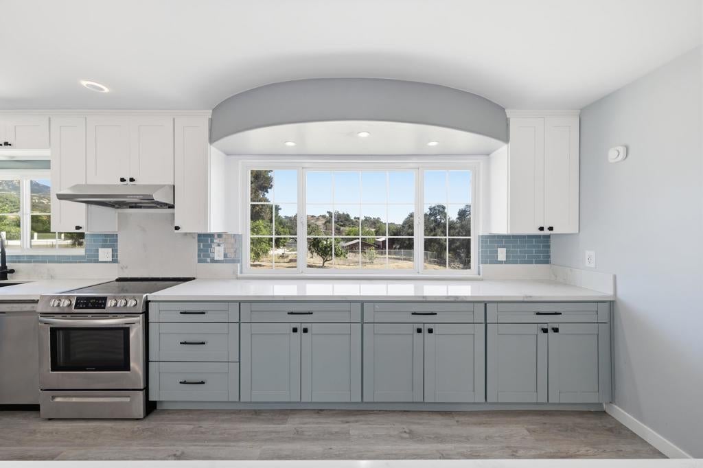 3232 Monterey Crest Drive