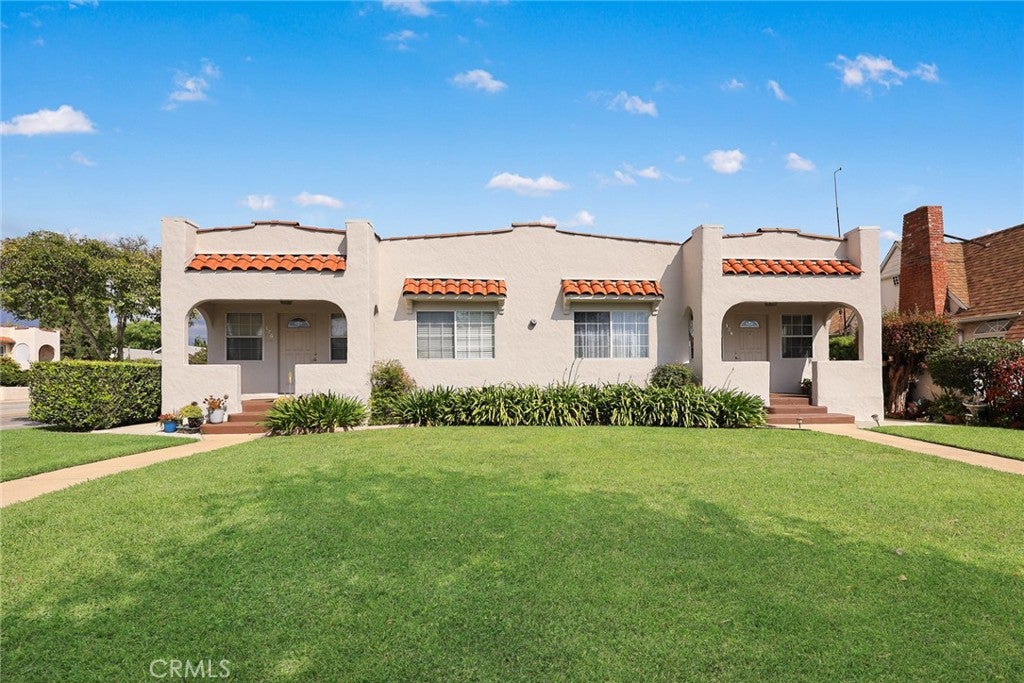 2306 W Alhambra Road