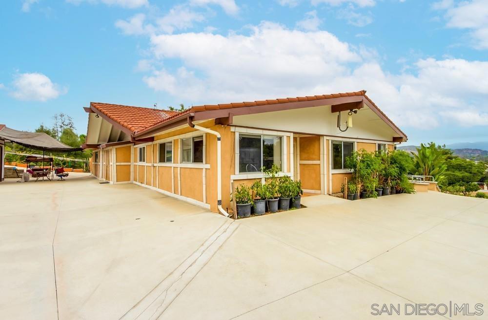 732 Hamilton Lane