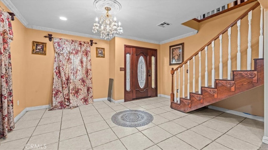 2740 Fairmount