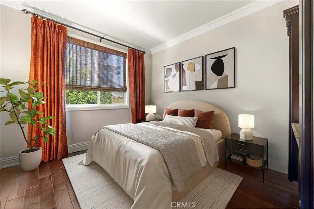 Anaheim Hills, California 92808, United States, 5 Bedrooms Bedrooms, ,4 BathroomsBathrooms,Residential,Pending,206419