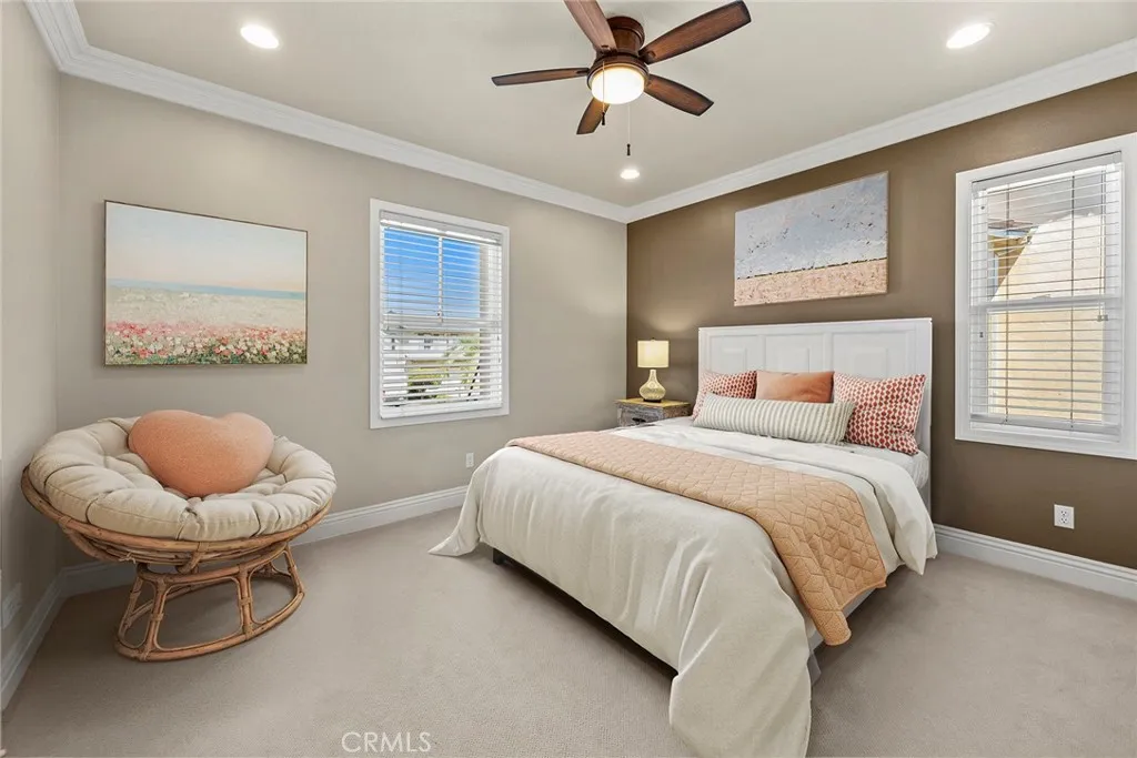 Anaheim Hills, California 92808, United States, 5 Bedrooms Bedrooms, ,4 BathroomsBathrooms,Residential,Pending,206419