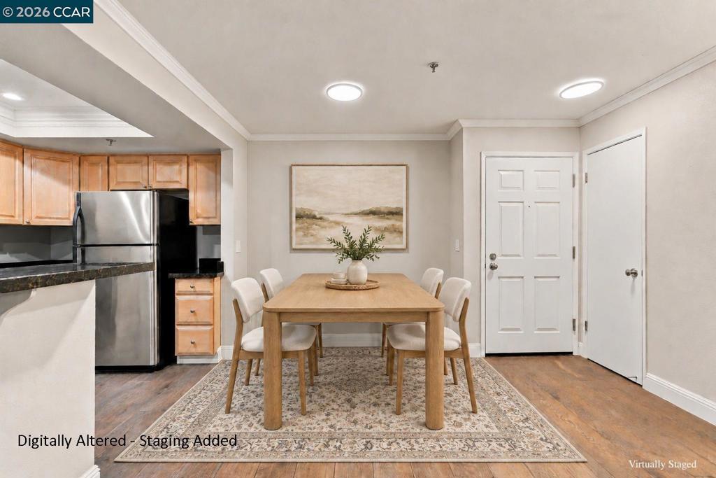 2550 Oak Rd 111