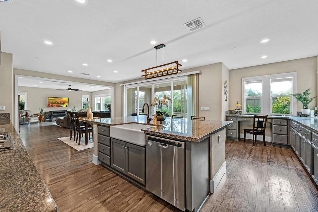 Not Listed - Residential