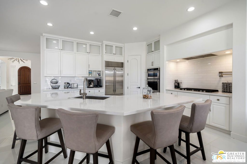 Venezia - Residential Lease