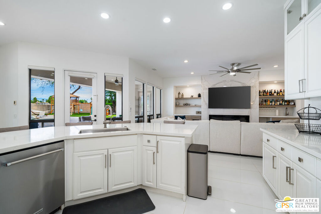 Venezia - Residential Lease