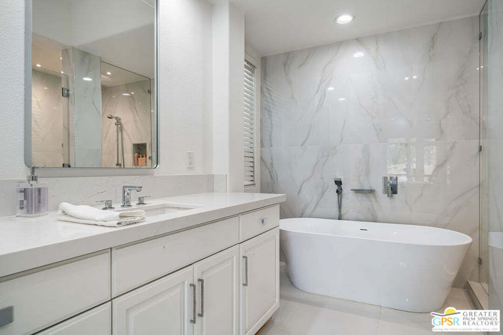 Venezia - Residential Lease