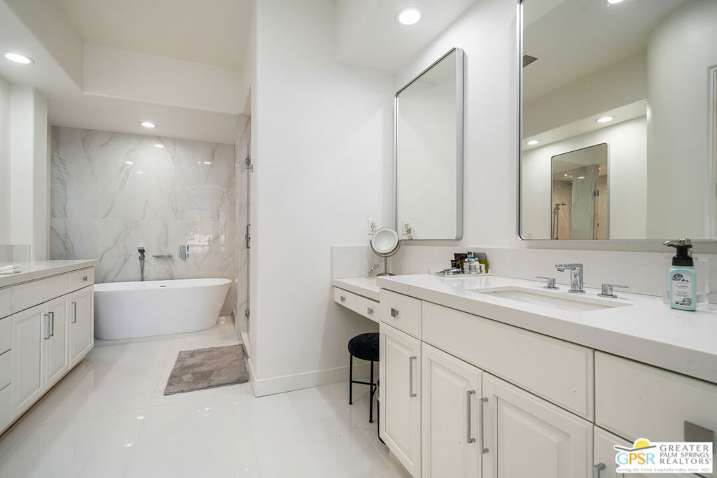 Venezia - Residential Lease