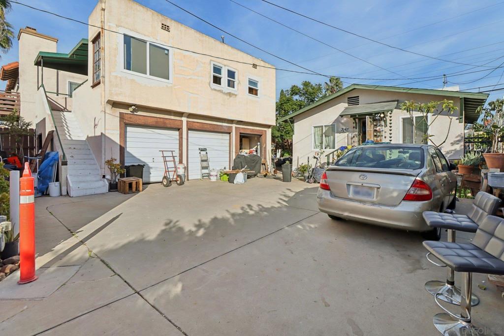 North Park - Residential Income