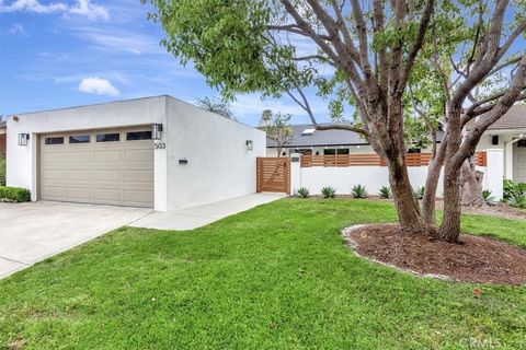 Photo of 503 Vista Grande, Newport Beach, CA 92660 (MLS # NP25247595) Photo of 503 Vista Grande, Newport Beach, CA 92660 (MLS # NP25247595)