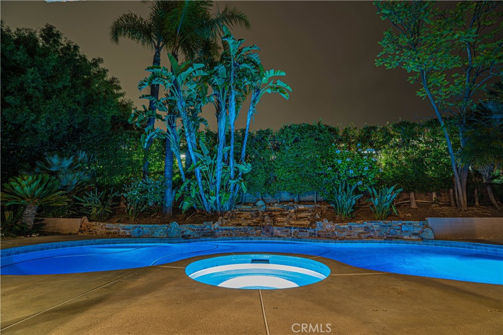 326 Fox Ridge Drive